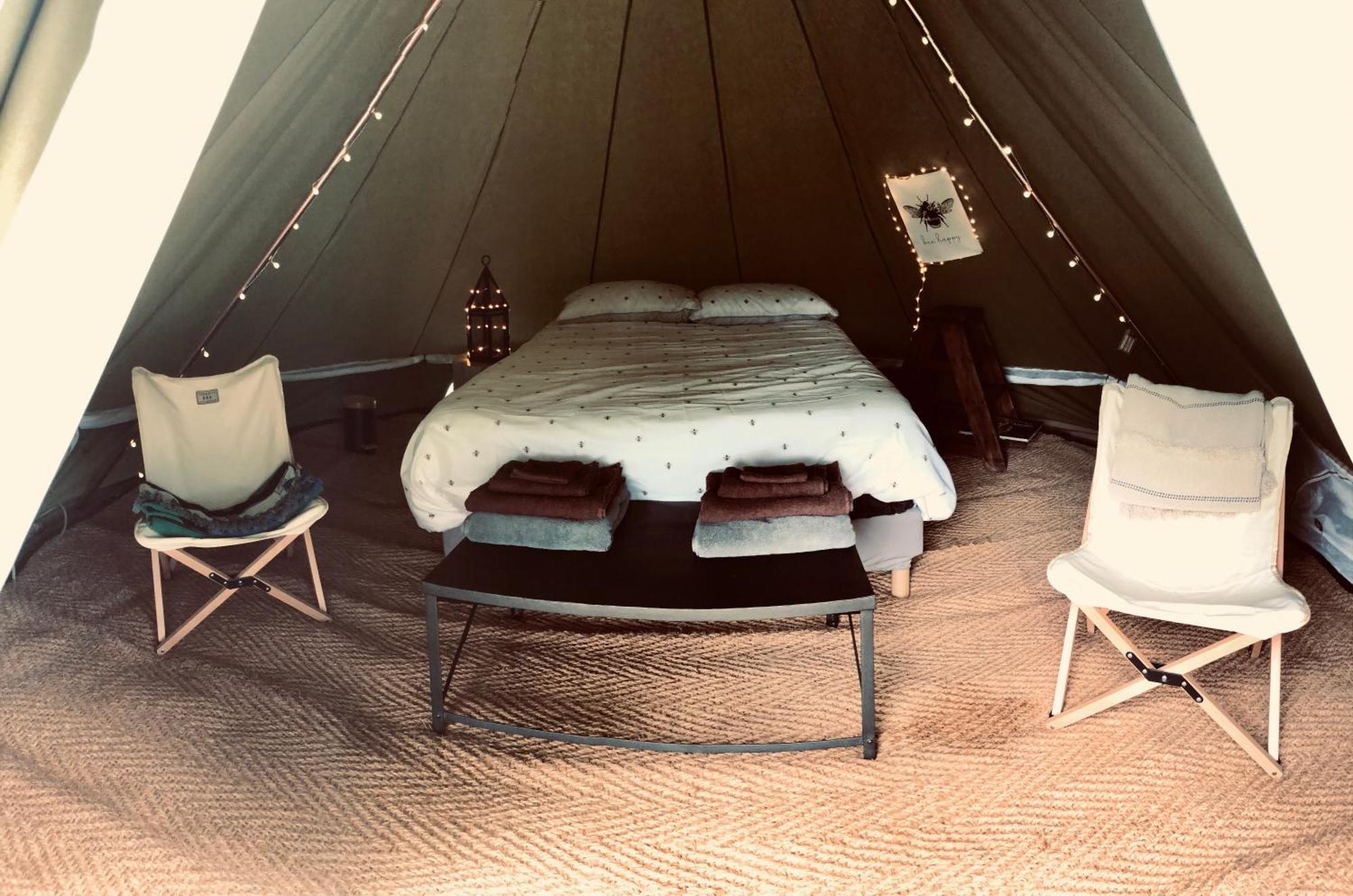 Le Clos Des Reines Luxury tent *