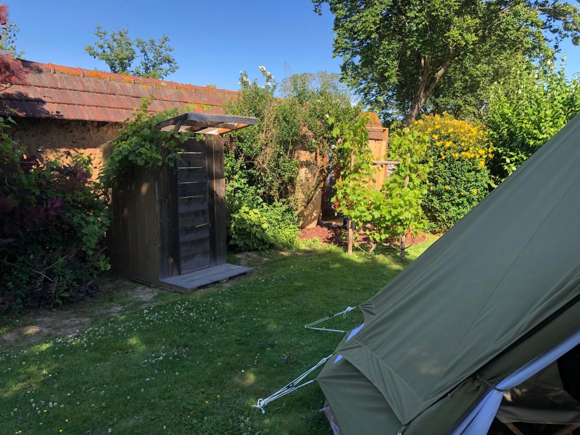 Le Clos Des Reines Luxury tent
